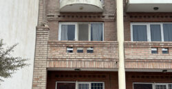 Amplio Triplex con Patio