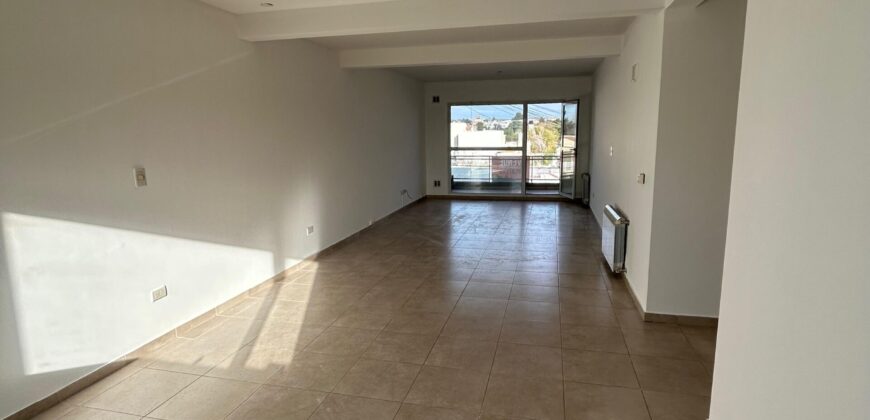 DEPARTAMENTO 110M2 – 2 DORMITORIOS – COCHERA