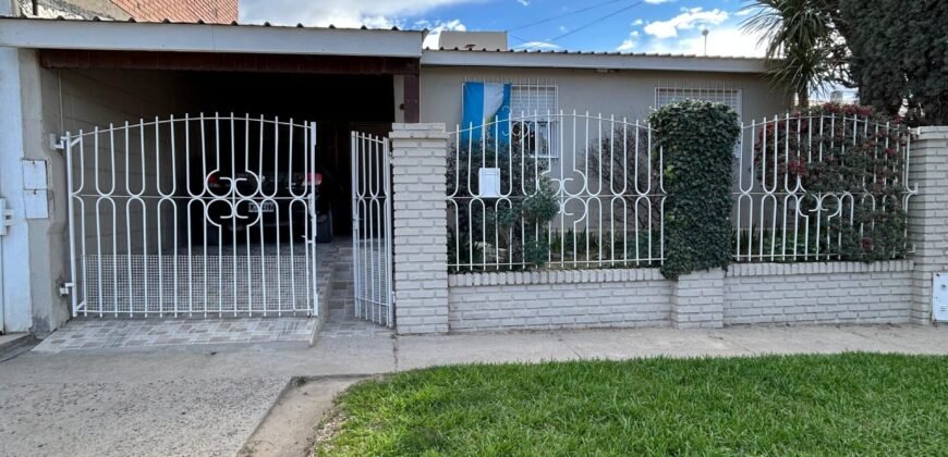 OPORTUNIDAD – CASA 3 DORMITORIOS